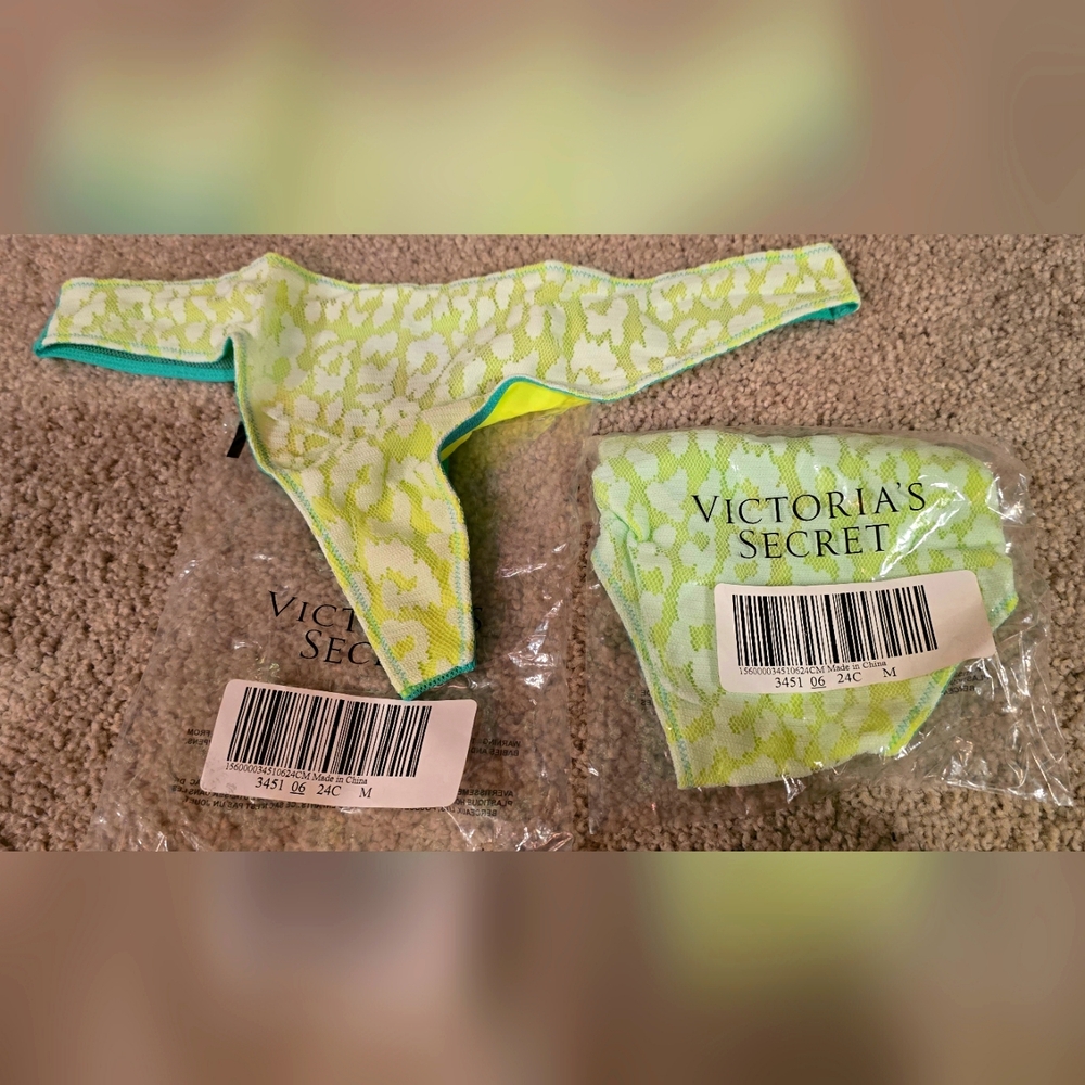 Victoria Secret Very Sexy Thongs pair- Medium-NWT-Yellow/Bright Green Leopard pr